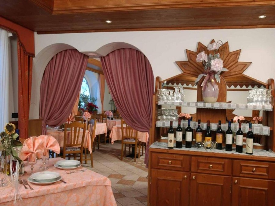 Hotel Orchidea Di Longhi