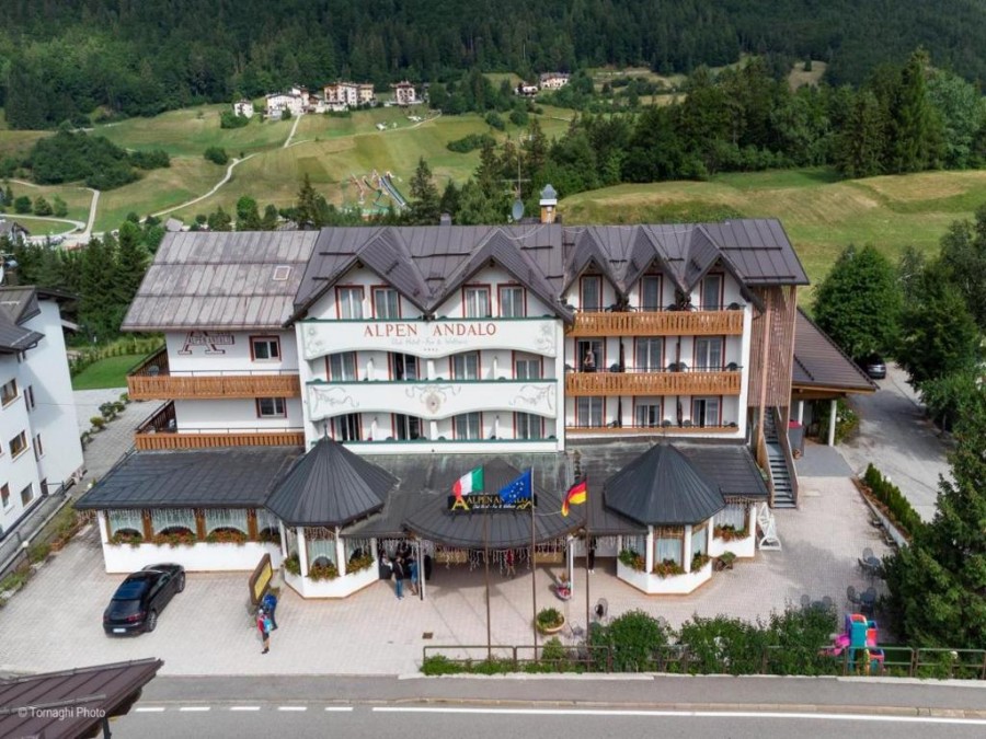 Hotel Alpen