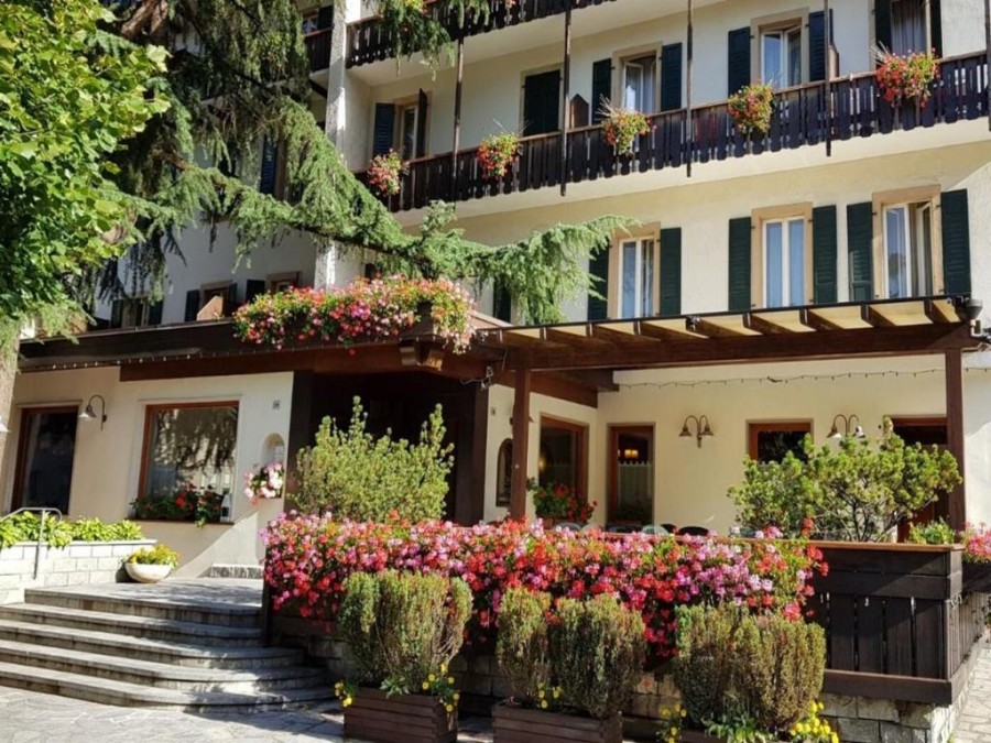 Hotel Pinzolo Dolomiti