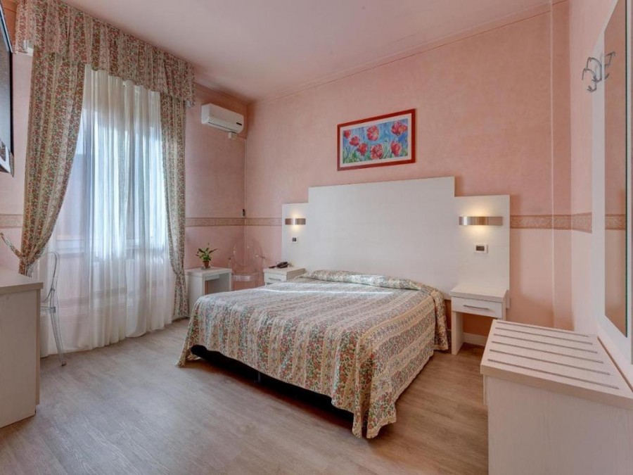 Hotel Massimo D'Azeglio
