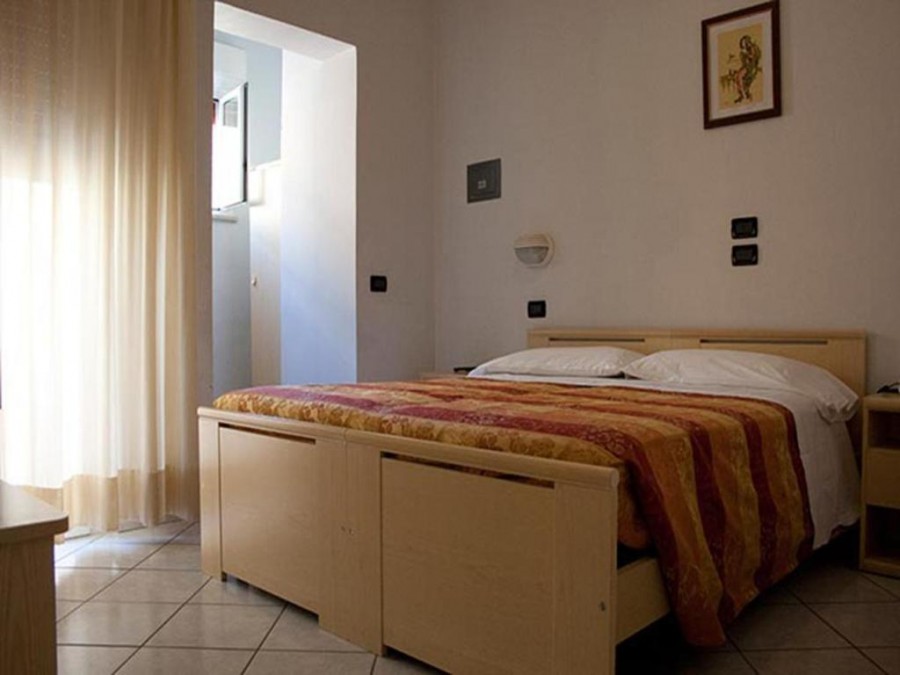 Hotel Monica