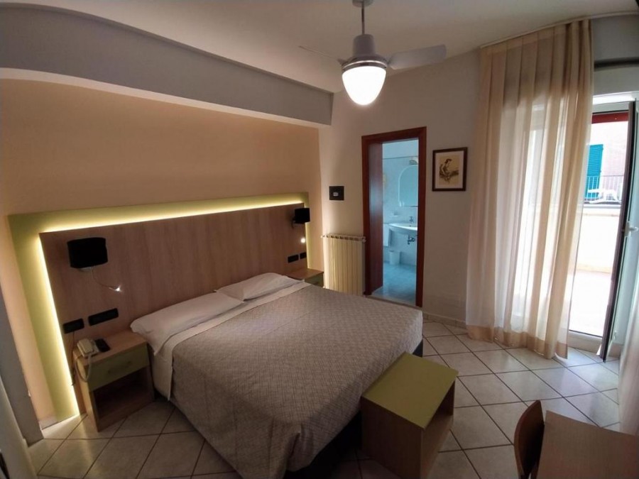 Hotel Monica