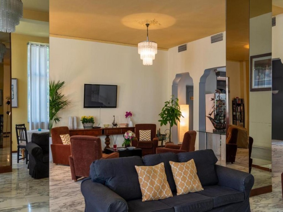 Hotel Roma