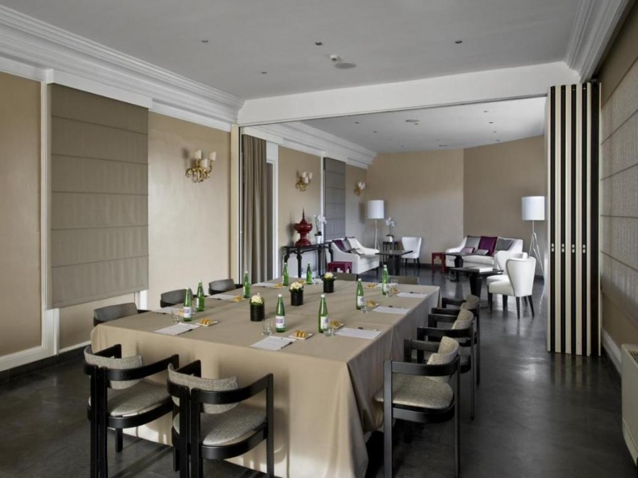 Ambasciatori Place Hotel