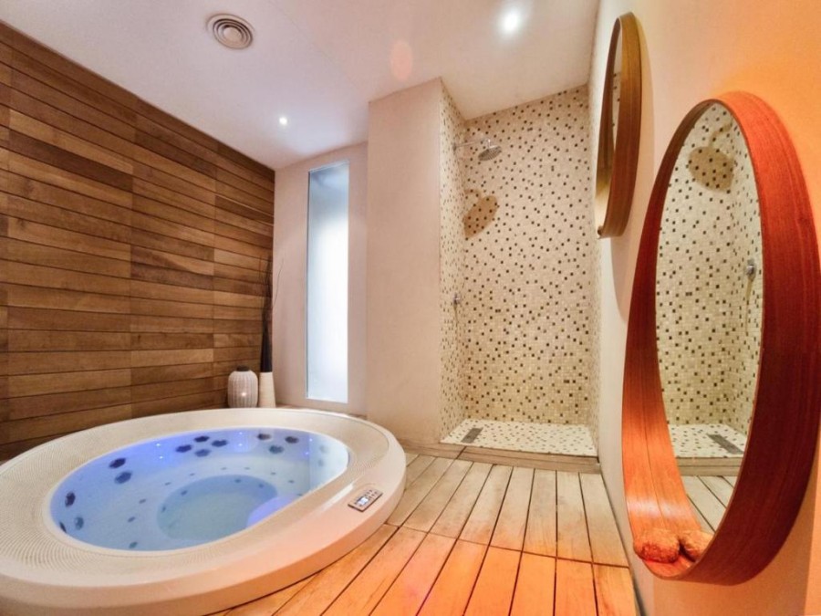 Hotel Touring Wellness & Beauty