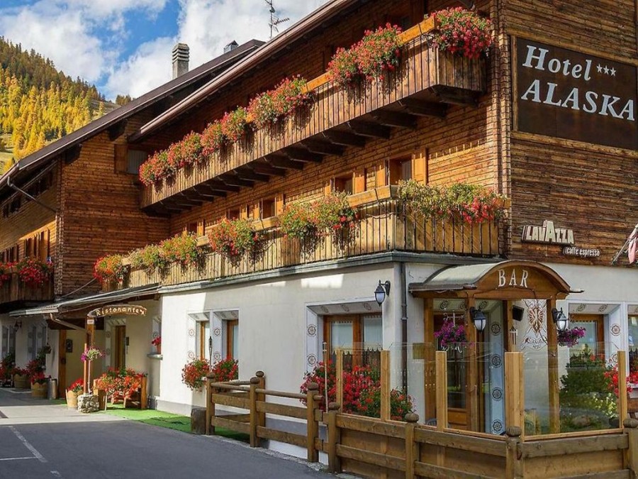 Hotel Alaska