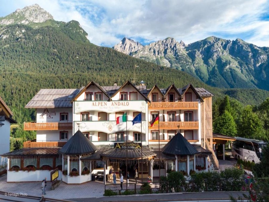 Hotel Alpen