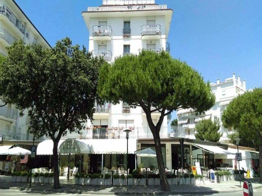 Hotel e Residence Alla Rotonda