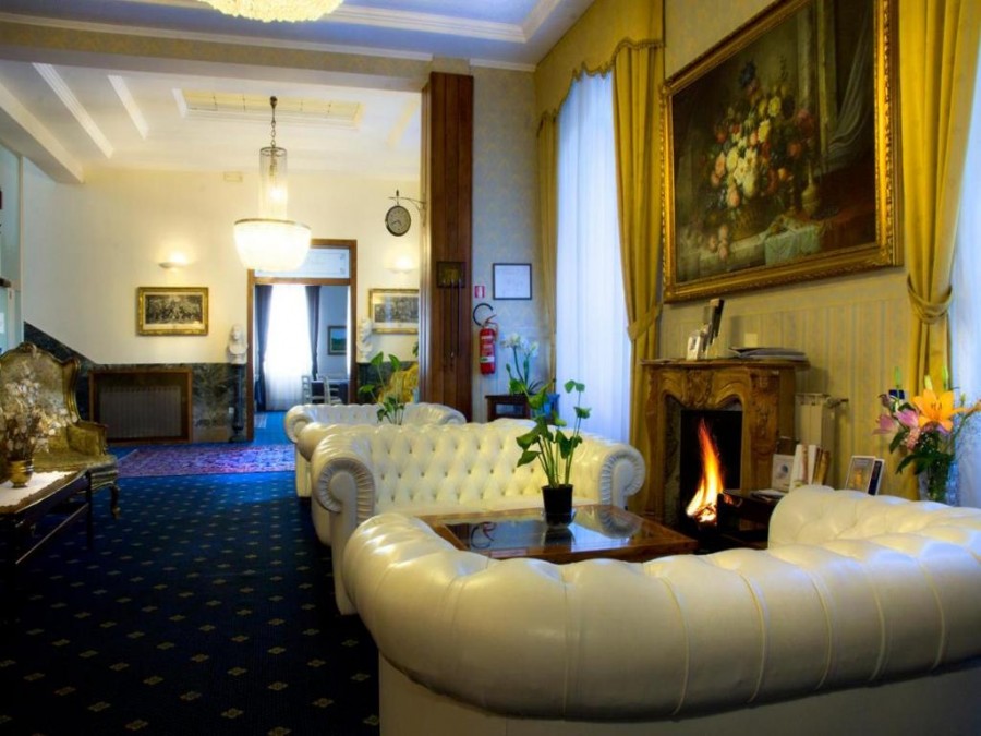 Alexander Hotel Palme