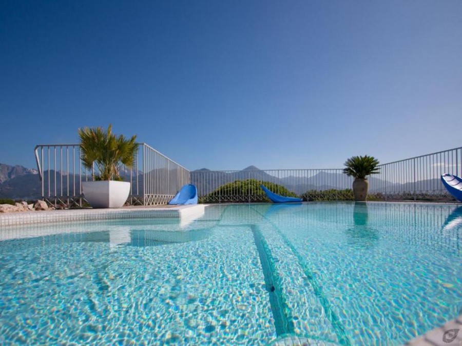 Verdeluna ApartHotel & Resort